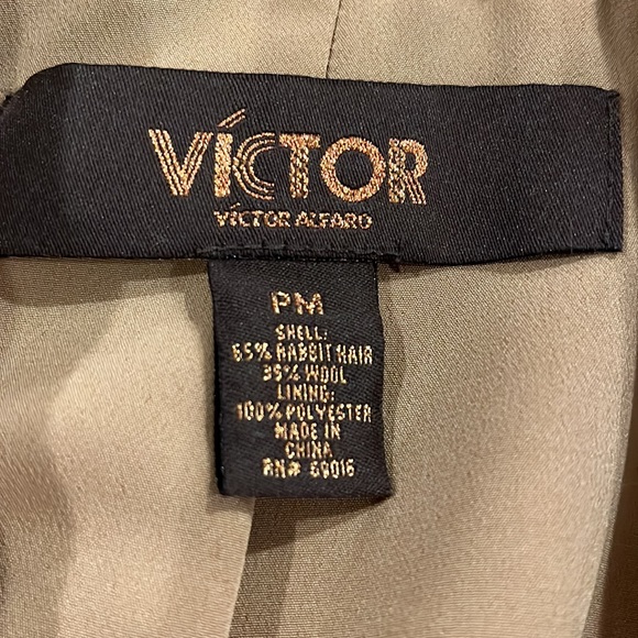 Victor Alfaro tan rabbit fur wool blend coat NWT! - Picture 4 of 6